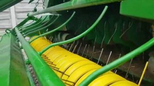 Пресс-подборщик рулонный John Deere 592/Round baler John Deere 592