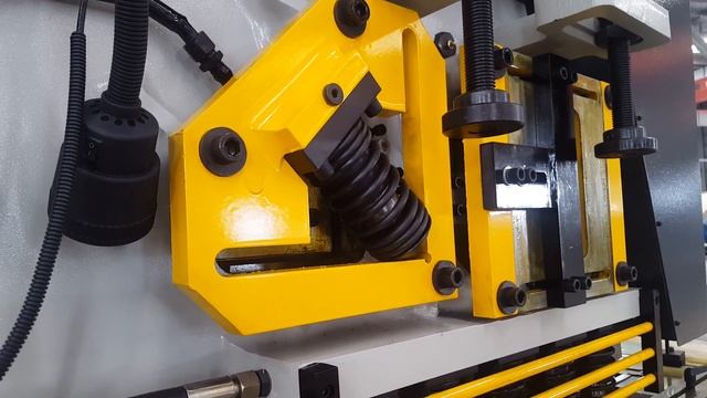 Q35Y-25 120Ton Hydraulic sheet metal punching | shearing bending machine ironworker