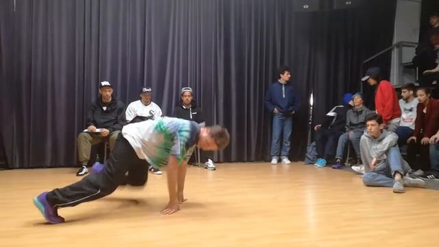 Zeleniy vs Splinter | PREselect | 1x1 footwork | V1 FESTIVAL | SPB | 08.07.17 смотреть онлайн