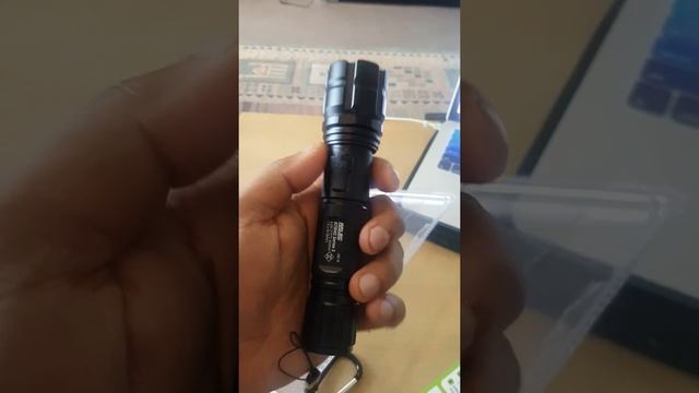 ARLEC 400 LUMEN LED TORCH REVIEW смотреть онлайн