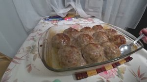 Готовлю тефтели, Катя напекла блинов. Блины с мясом. Чудо черевички. Подарки от военнослужащего.