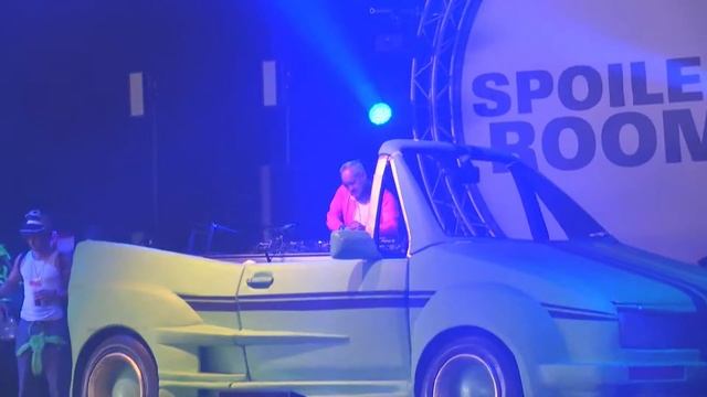 DAVE LAMBERT KAMPING KITSCH 2018 смотреть онлайн