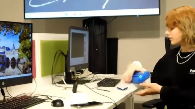 Ким Николь Умная розетка с модулем распознавания качества воздуха