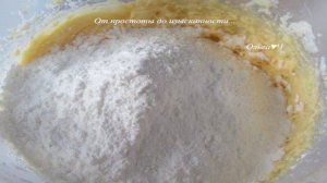 Кекс с кокосовой стружкой