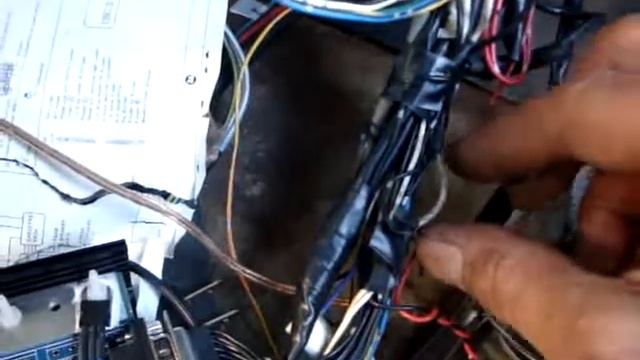 Datsun 210 with Megasquirt 3 and SR20DET смотреть онлайн