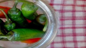 Маринованный перец чили