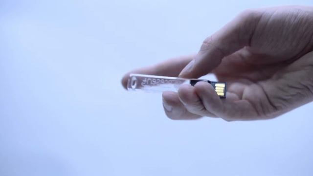 Флешка из акрила по индивидуальному дизайну смотреть онлайн