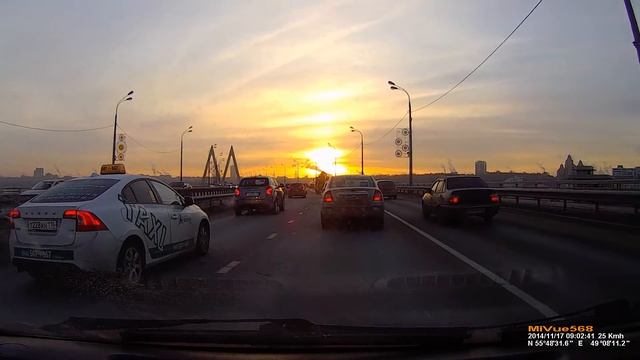 Видеорегистратор Mio MiVue 568. Тестовое видео 1 смотреть онлайн