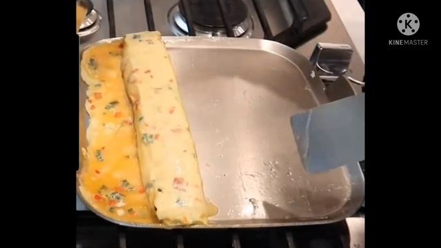 Rolling an egg omelette || Square Griddle || Saladmaster смотреть онлайн