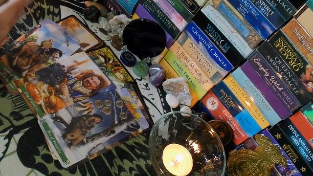 ПРИГОТОВЬТЕСЬ УСЛЫШАТЬ❕ КТО НА ВАС 🃏ГАДАЕТ И ЧТО УЗНАЕТ❕❔ 🔮♠РАСКЛАД ТАРО🧿ОНЛАЙН ГАДАНИЕ♥ смотреть онлайн