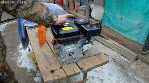 Первый запуск дешёвого двигателя.