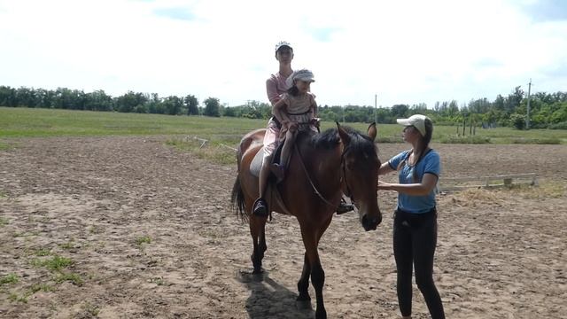 Буклет, Сигарёвы и домашняя выпечка. смотреть онлайн