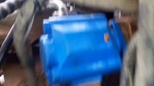 Фронтальный погрузчик SDLG  LG  946 L замена гедравлики насос .