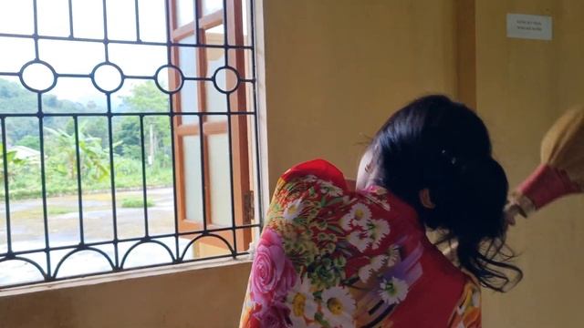 The police looked for my sister to sponsor her mother-in-law, and my sister forced me to go with he смотреть онлайн