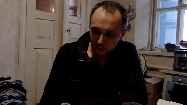 Vlog 12 11 2022 Пробуем фруктовые конфеты/Посадка чеснока/Пироги с бананом смотреть онлайн