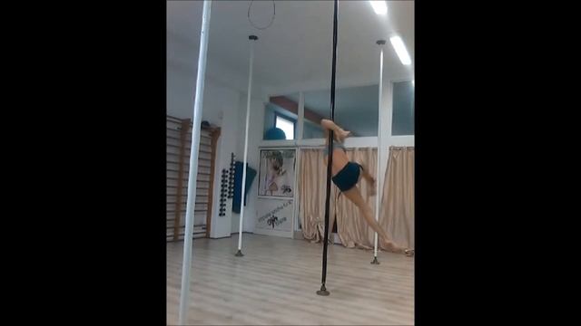 - Pole Fitness - Trick spin and static pole смотреть онлайн