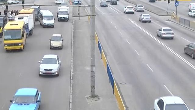 Строили над Правдой, открыли над Слобожанским