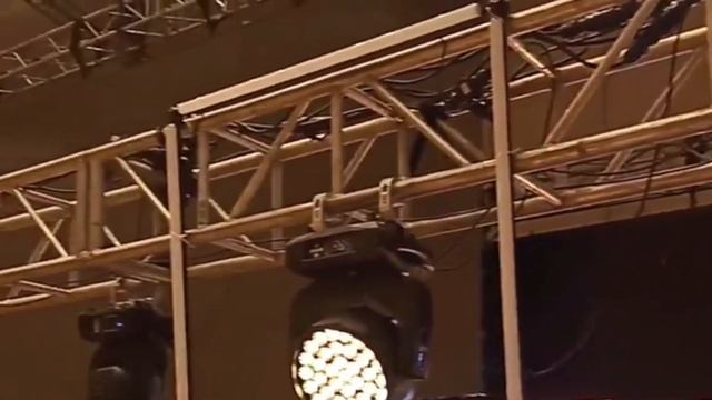 Aoshowled@ Stage Lighting LED Pixel Bar Round Tube , DC24V WS2812B 1M length 64Pixels RGB Water-IP6 смотреть онлайн