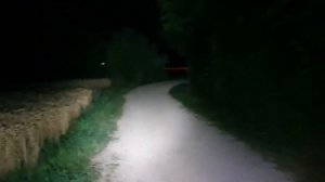 Fenix LR35R - LED Taschenlampe mit 10000 Lumen - Outdoorvorstellung CH-Deutsch