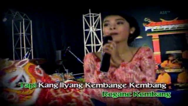 Santi Maharani • Kembang Petetan (Taruna Gita Laras Official Music Video) @Wataoke Version