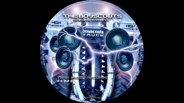 Triple XXX - Bonito's Kraftwerk Mash Up Mix смотреть онлайн