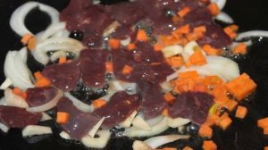 Гречка запеченная с свиной печенью в горшочке