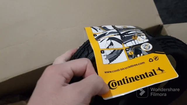 Unboxing Continental ride tour extra puncture belt size 20