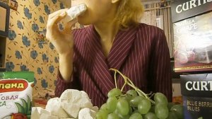 EATING CRISPY★CHALK . ЕМ ХРУСТЯЩИЙ★МЕЛ .