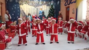 Ерасыл балабақшасының жаңа жылдық билері