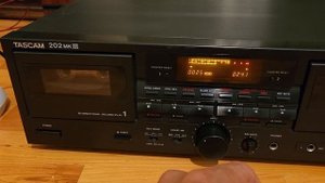Tascam 202 mk3