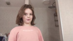 типичная твоя семья которая не нарядила ёлку ты возмущаешься обоюдно!!!🤙🏼🤘🏻