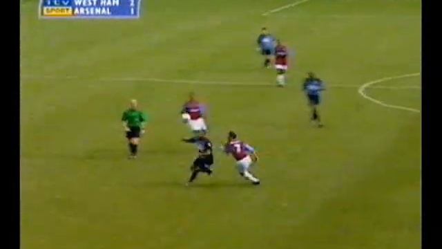 Henry vs Ronaldinho by Funkycheccu смотреть онлайн