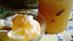 Яблочное пюре