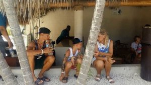 КАРИБСКИЕ СНЫ. UN MOMENTO POR FAVOR.