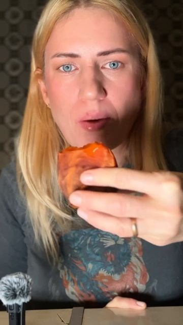 Сушеная хурма этого года, пробуем!? #еда #обзор #food #мукбанк #mukbang #хурма