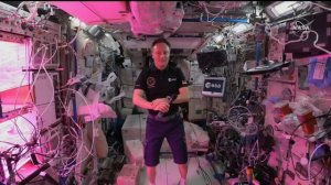 без гравитации космосе