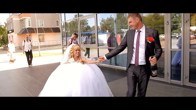 Веселый свадебный клип Насти и Игоря - 18.07.2015 смотреть онлайн