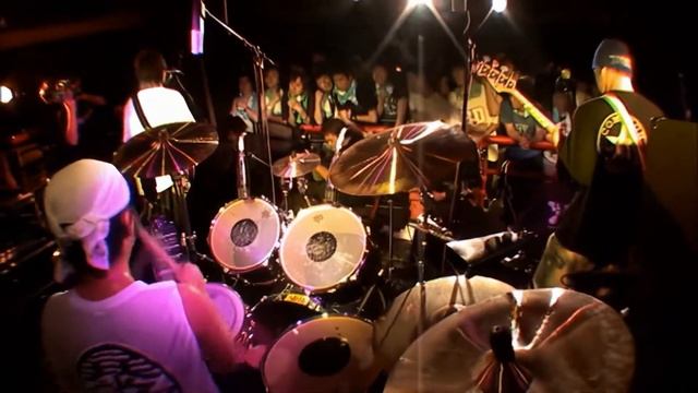 B-DASH - Jōnetsu no Wakatake Kōen (Live, 2004, Gig-Antic, HD Remaster) смотреть онлайн