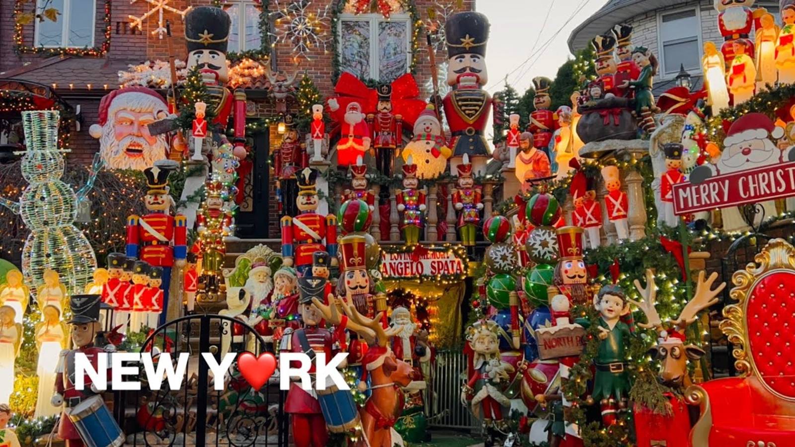 Dyker Heights Christmas Lights 2024 in Brooklyn🎄🌟Magical Christmas in New York City | Dec 2024 смотреть онлайн