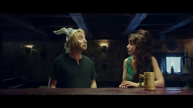 Астерикс пытается познакомится с девушками. Астерикс и Обелиск в Британии. смотреть онлайн