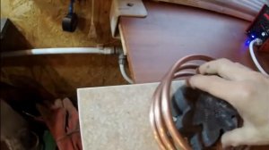 Индукционный нагреватель для закалки больших шестеренок.