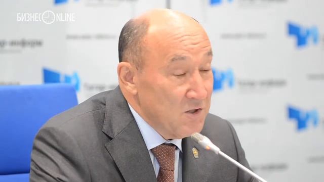 Марат Ахметов об итогах посевной: "Все благополучно" смотреть онлайн