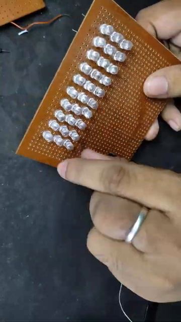 UV LED brightness controller with the 555ic PWM circuit смотреть онлайн