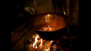 Preparing & Cooking Hungarian Goulash Soup