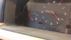 How to remove the instrument cluster bazel, Volvo 940. - VOTD