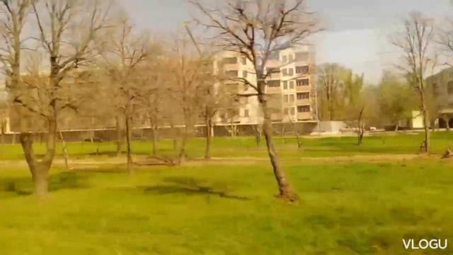 Мариуполь весенне восстановление покраска домов район автостанции  и стройка продолжается 11.04.202