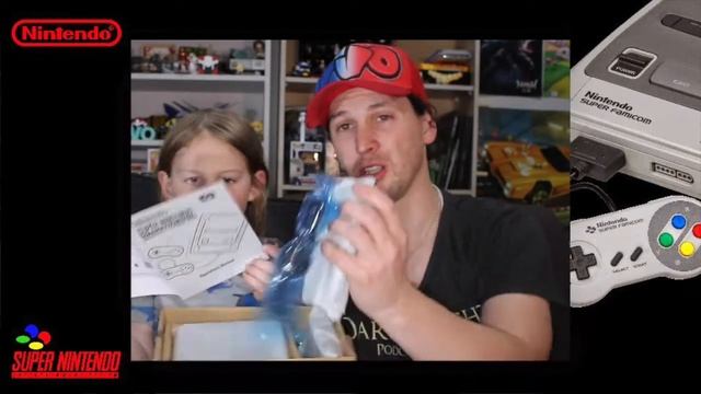 Super Nintendo Entertainment System Classic Mini - Unboxing смотреть онлайн