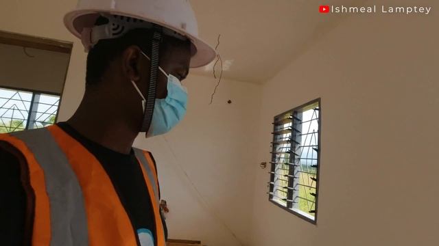 Fixing of Louvre Blades myself in our Minimal Off Grid Home in Ghana смотреть онлайн