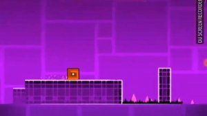 Прохождение 1 уровня Geometry Dash на 3 монеты