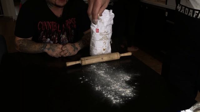 Незваный ужин 2 у Дмитрия Велинского. Самса по домашнему. #еда #какприготовить #AllCharters #АУТSID смотреть онлайн